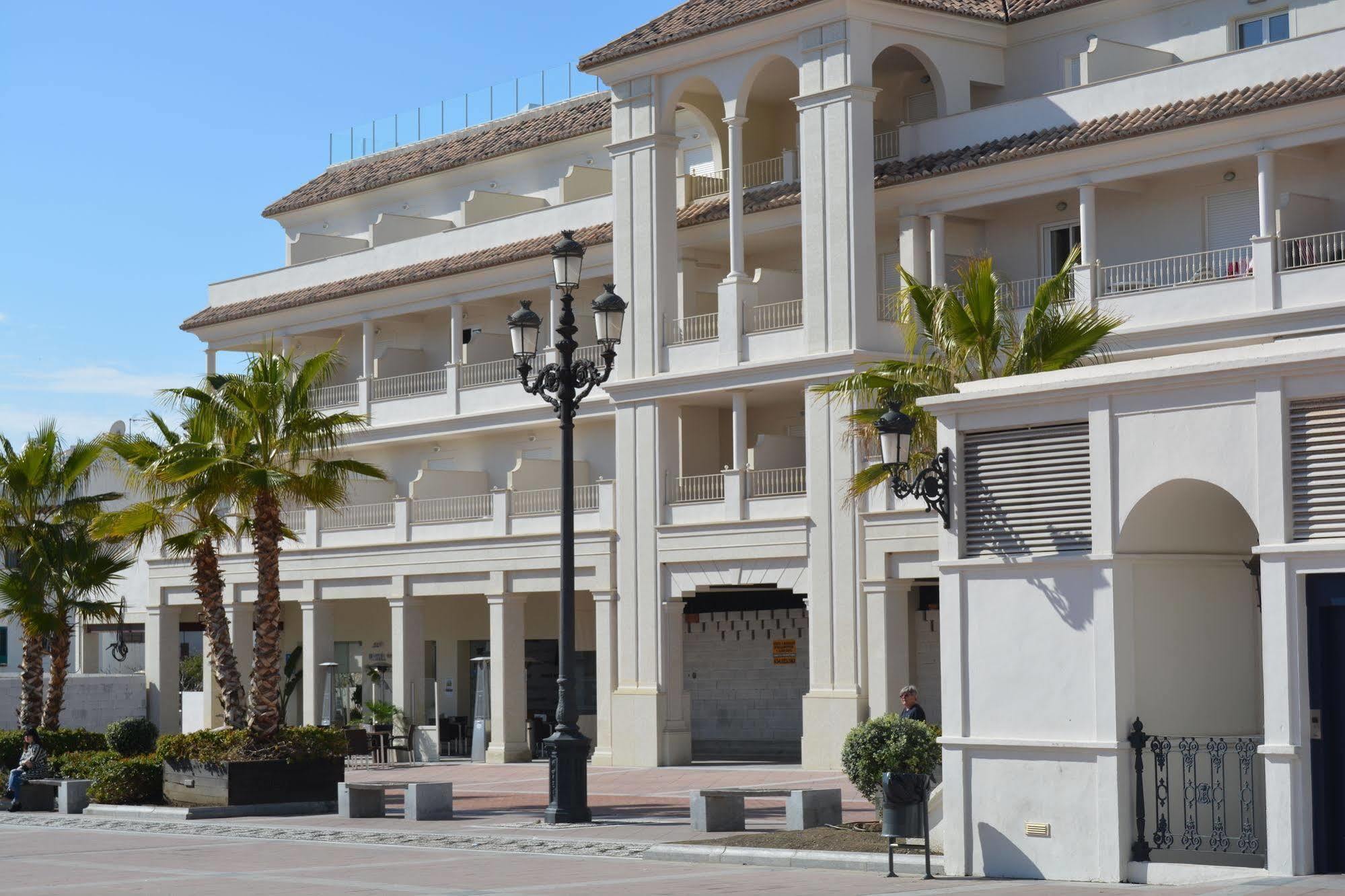 Hotel Mena Plaza 2*