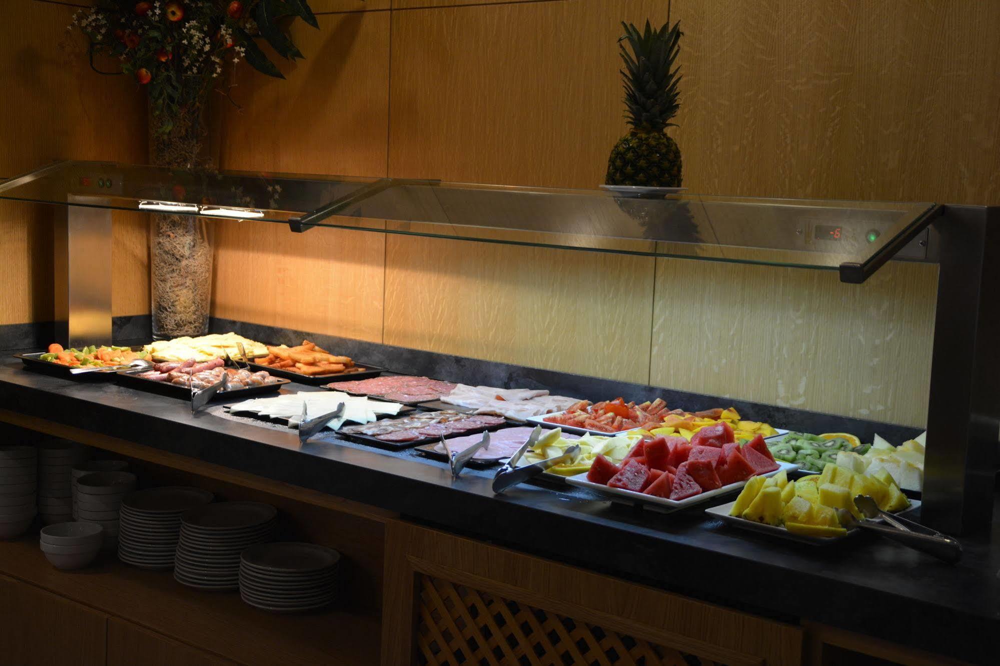 Hotel Mena Plaza Nerja