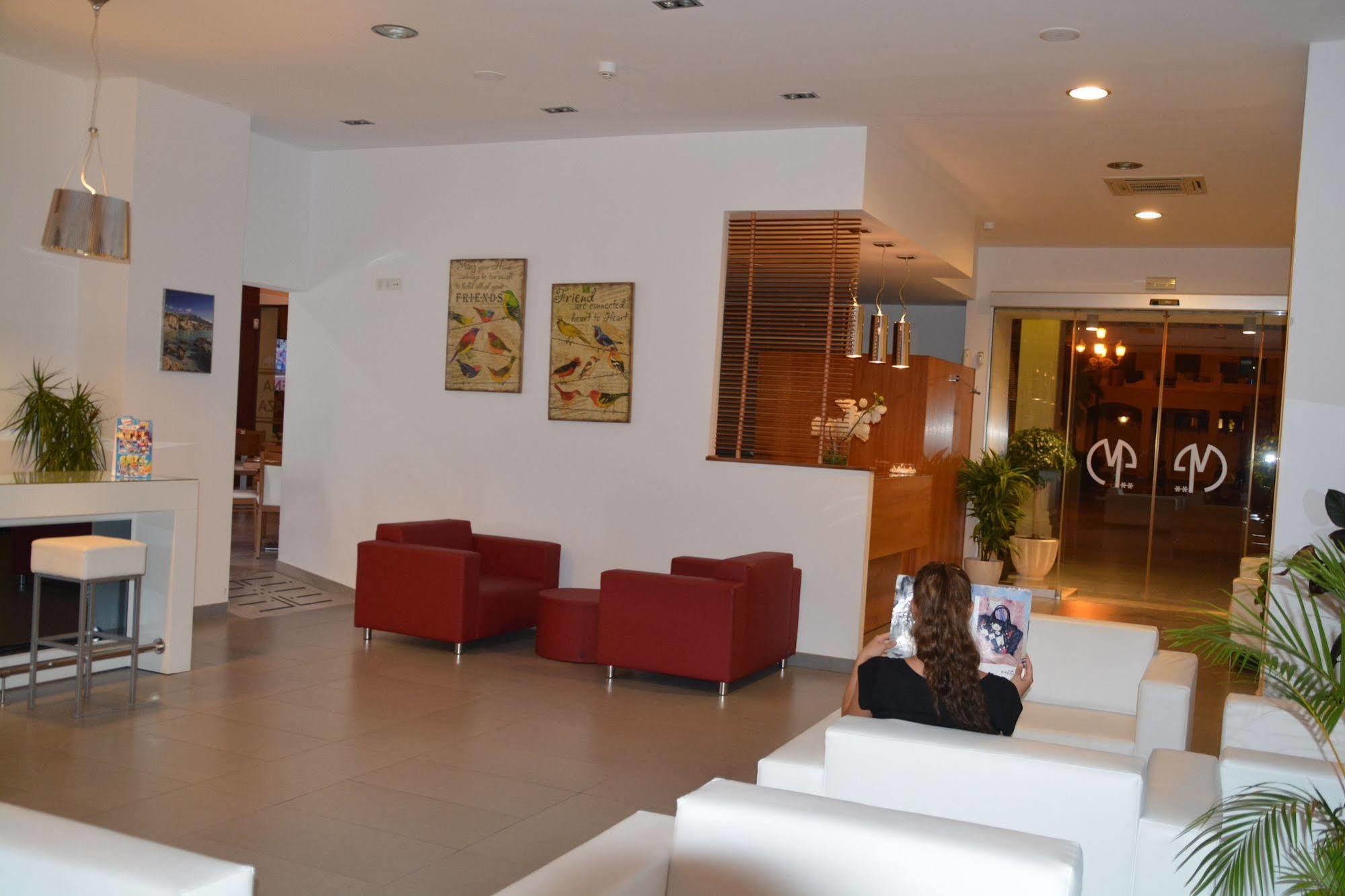 Mena Plaza Hotel