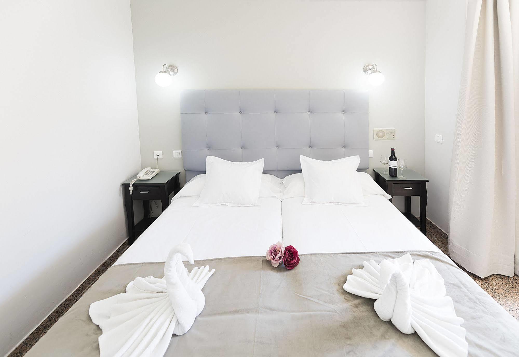 Toboso Chaparil Hotel Nerja