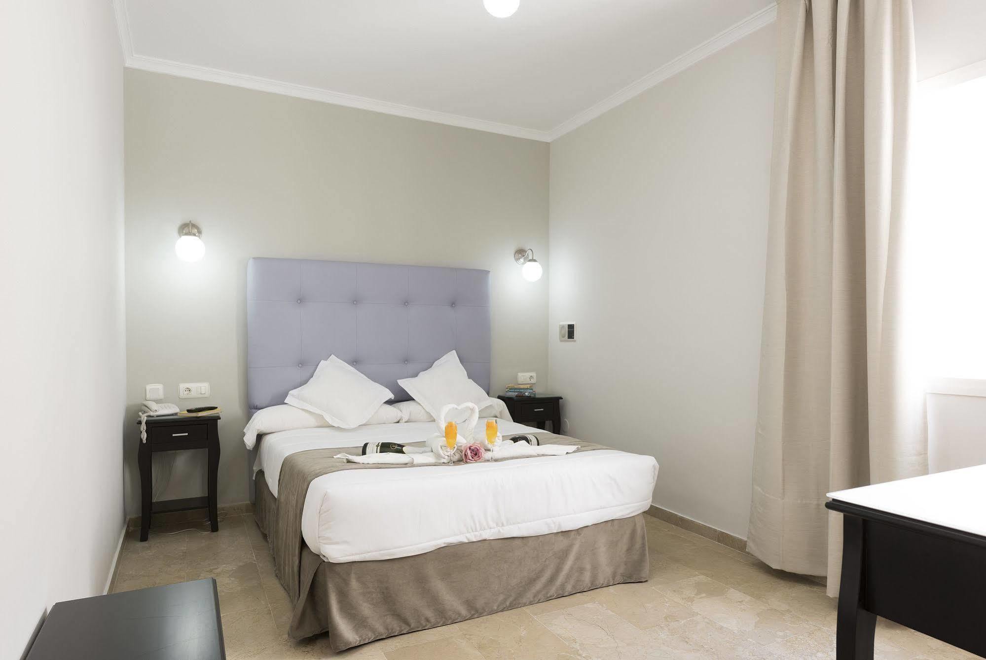 Toboso Chaparil 3* Nerja