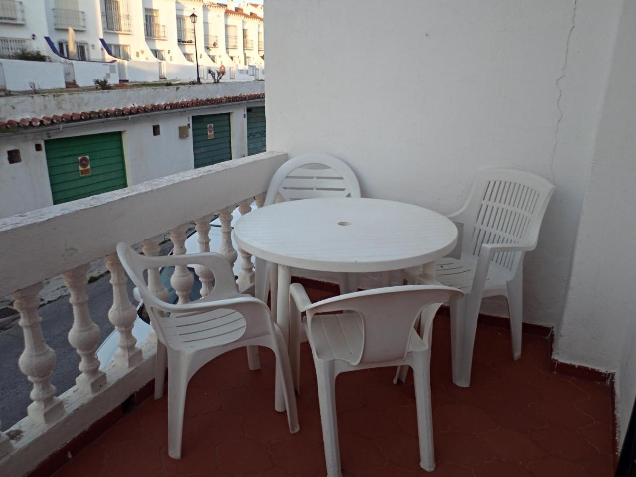 Hacienda 36 Menyber * Nerja