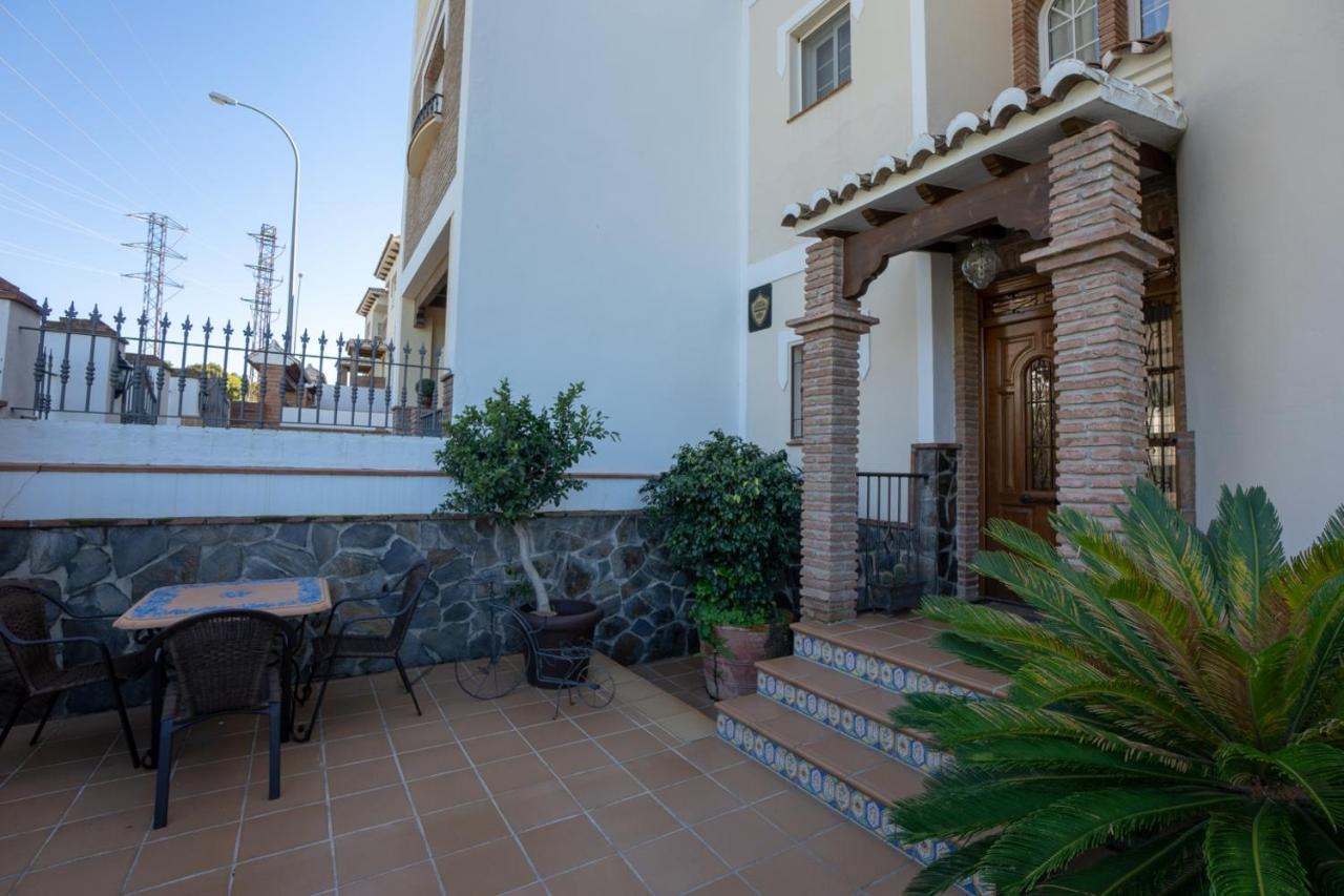 Mirto 34 Menyber * Nerja