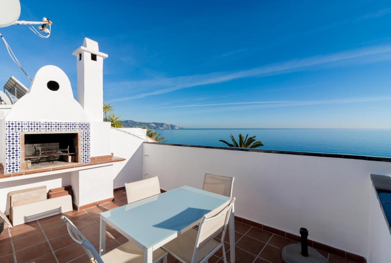 Tuhillo * Nerja