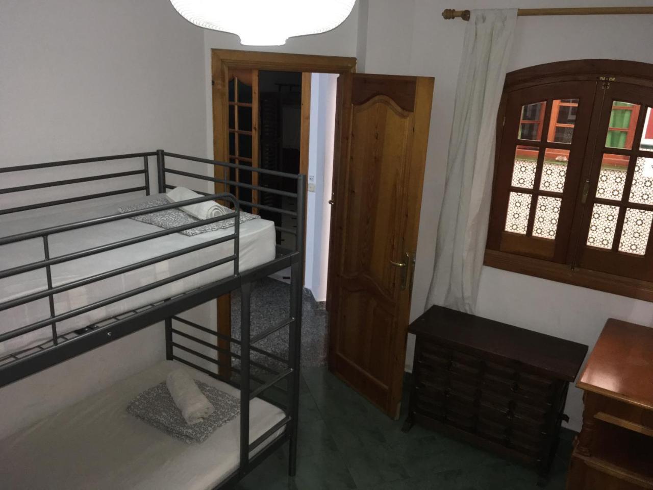 Easy Hostal