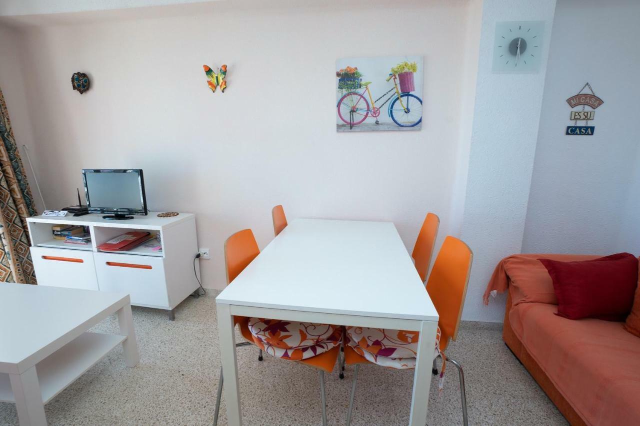 Apartamento Edf. Miami 4º19 *