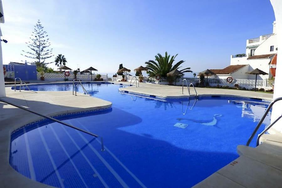 Bajamar Ancladero Playa 2* Nerja