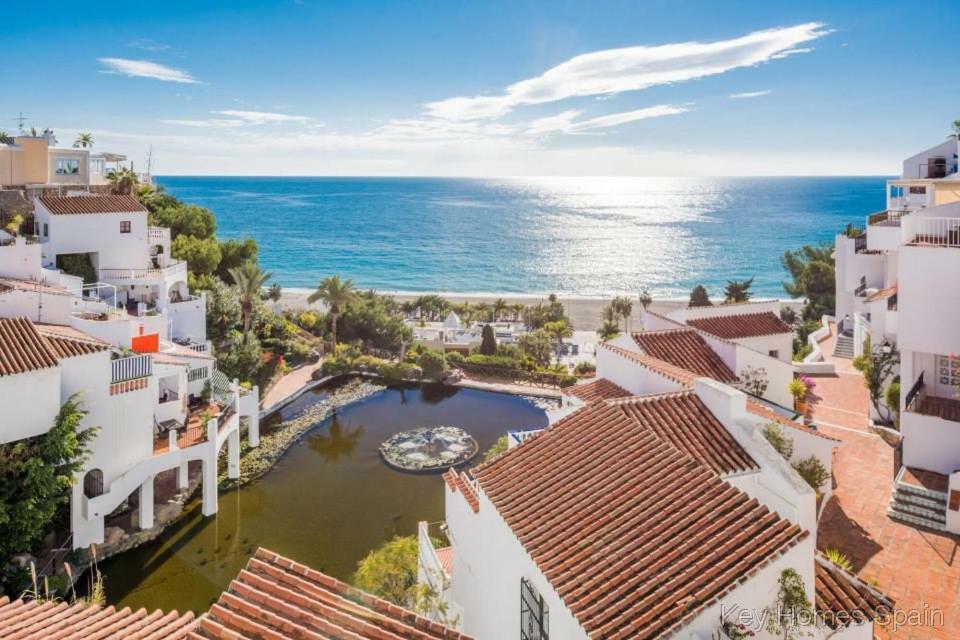 Bajamar Ancladero Playa 2* Nerja