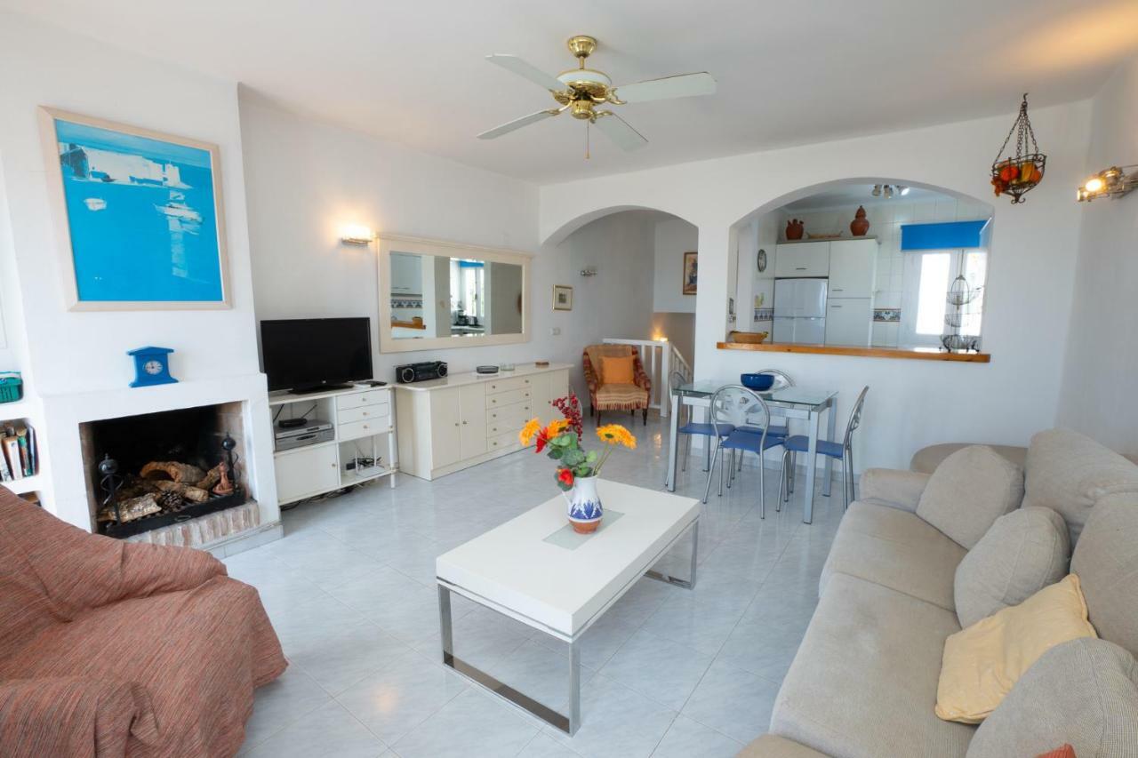 Urb. Paraiso Blanco Holiday home *