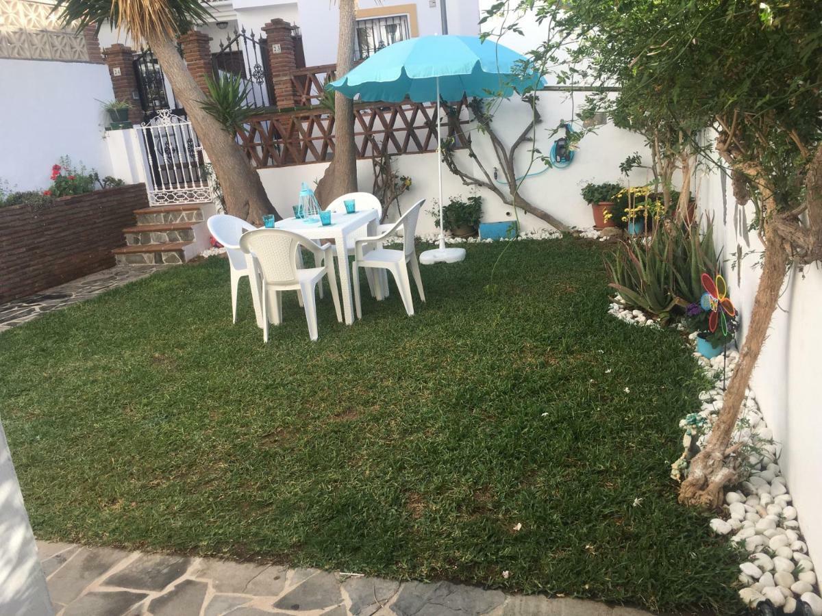 Pueblo Rocio 80 *