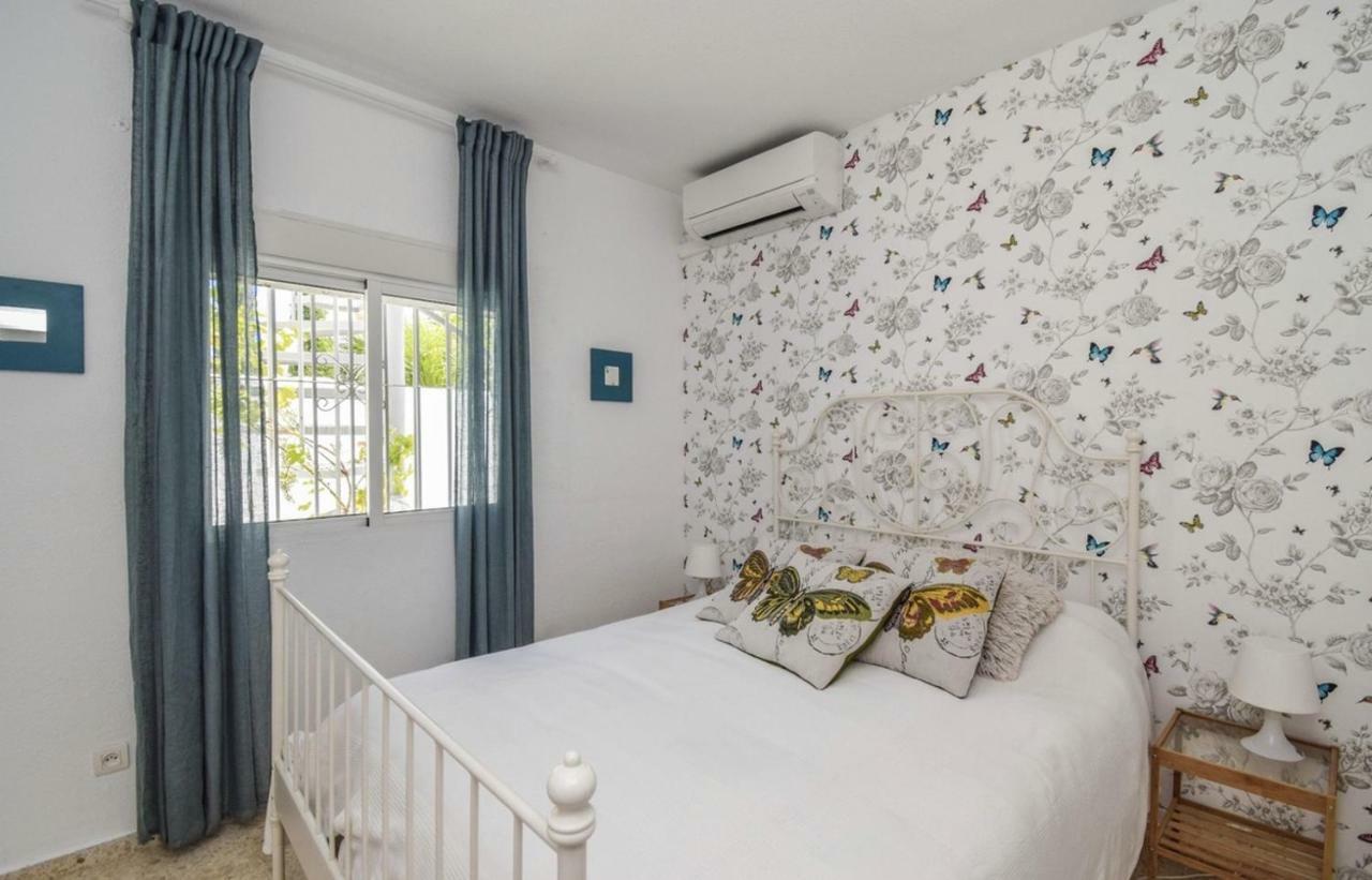 Santo Tomas 13 Menyber * Nerja