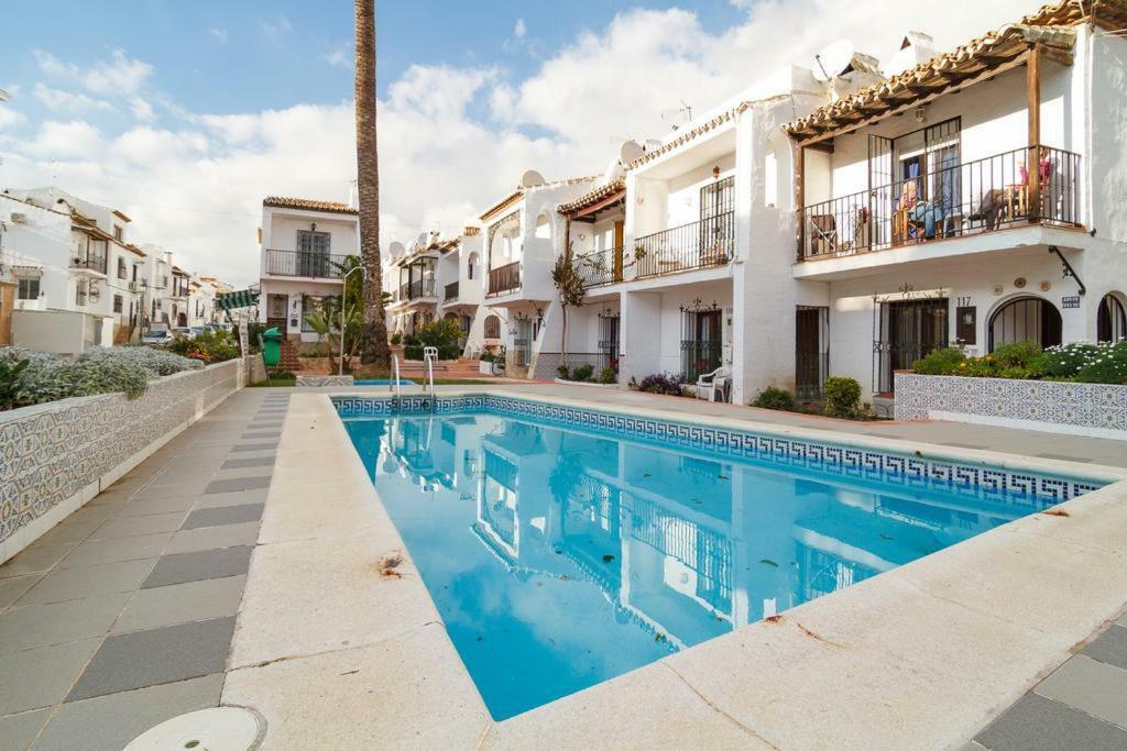 Villa Pueblo Andaluz *