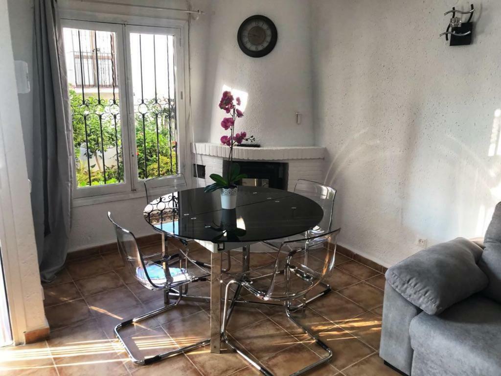 Pueblo Andaluz Villa *