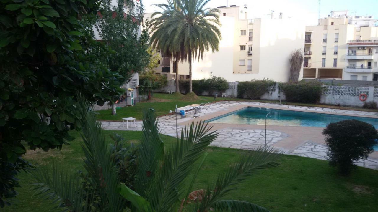 Calle Antonio Millón * Nerja