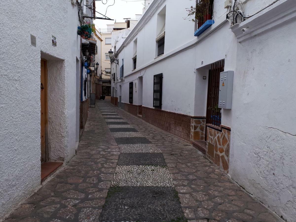 Calle Antonio Millón *