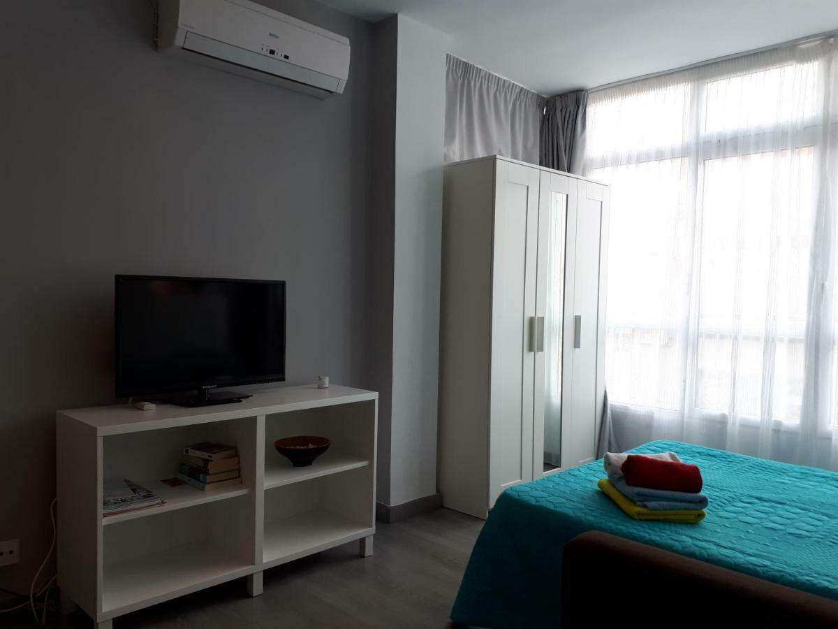 Calle Antonio Millon Apartamento Nerja