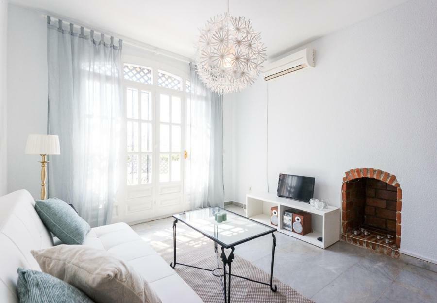 Lovely Living In Apartamento Nerja