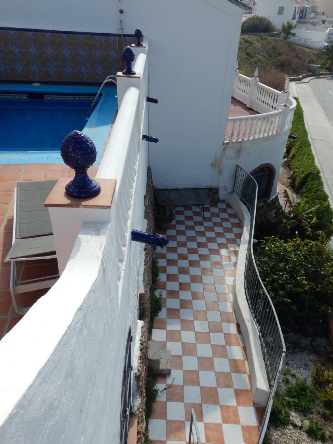 Adosado En Urb Flamingo * Nerja