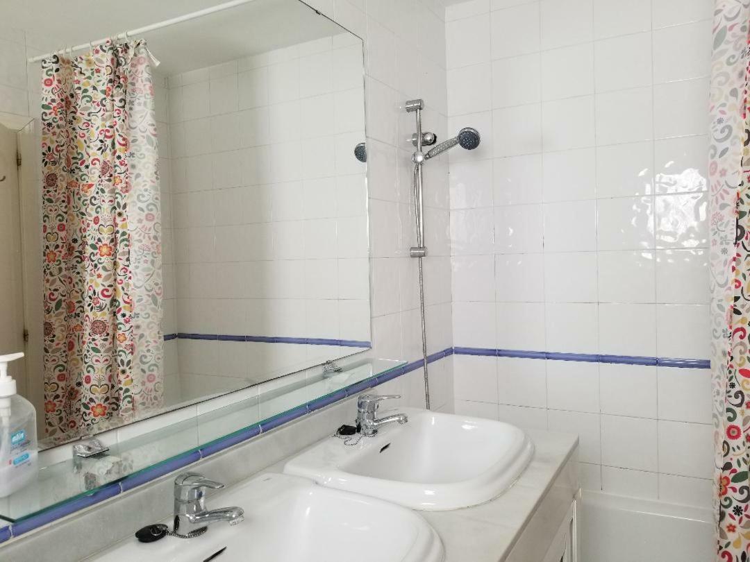 Spaciously Cosy 5b Close To Apartamento Nerja