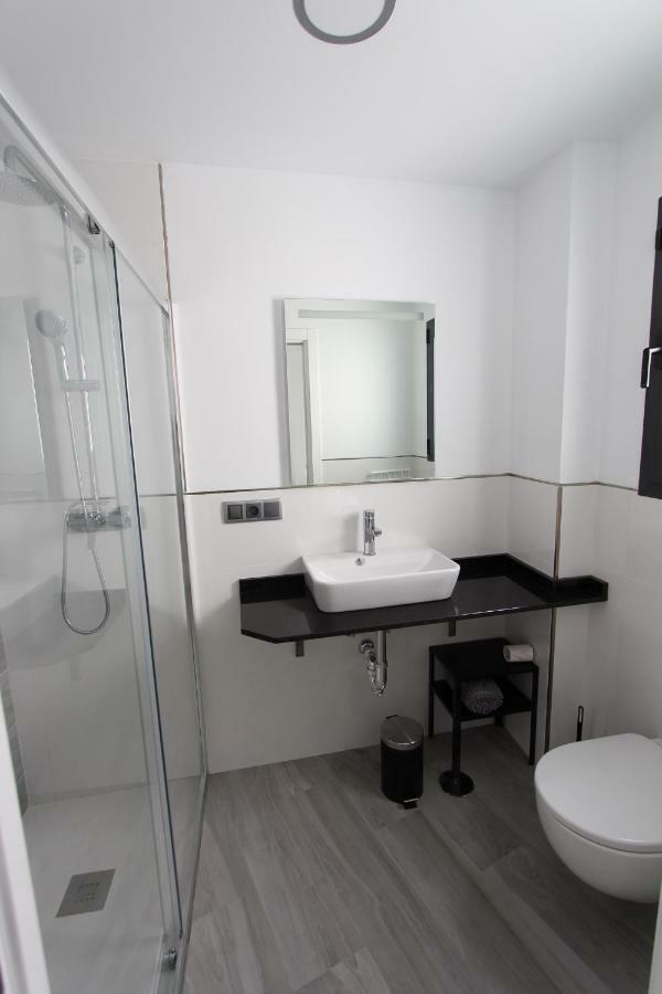 4 Gran8nerja