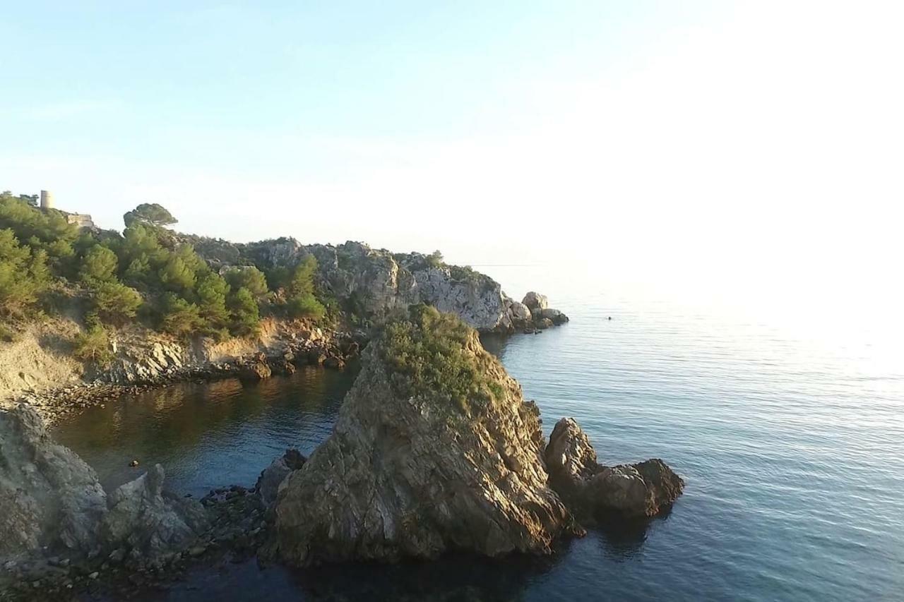 Casa Cuartel El Velero Сasa de vacaciones Nerja