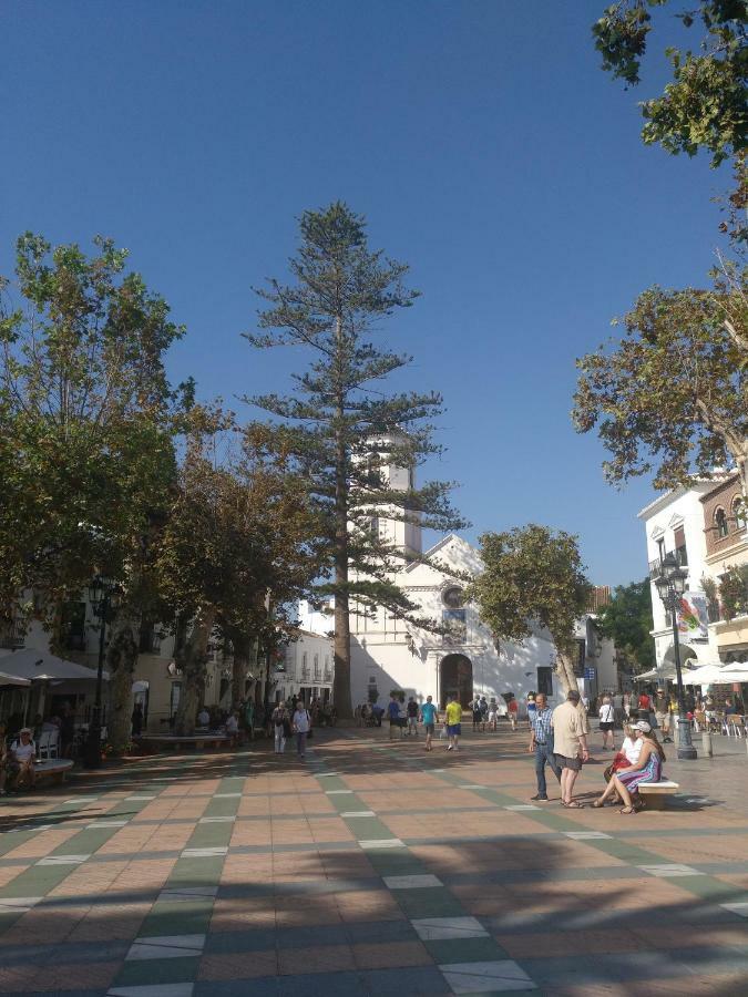 Cala De Nerja-lovely * Nerja