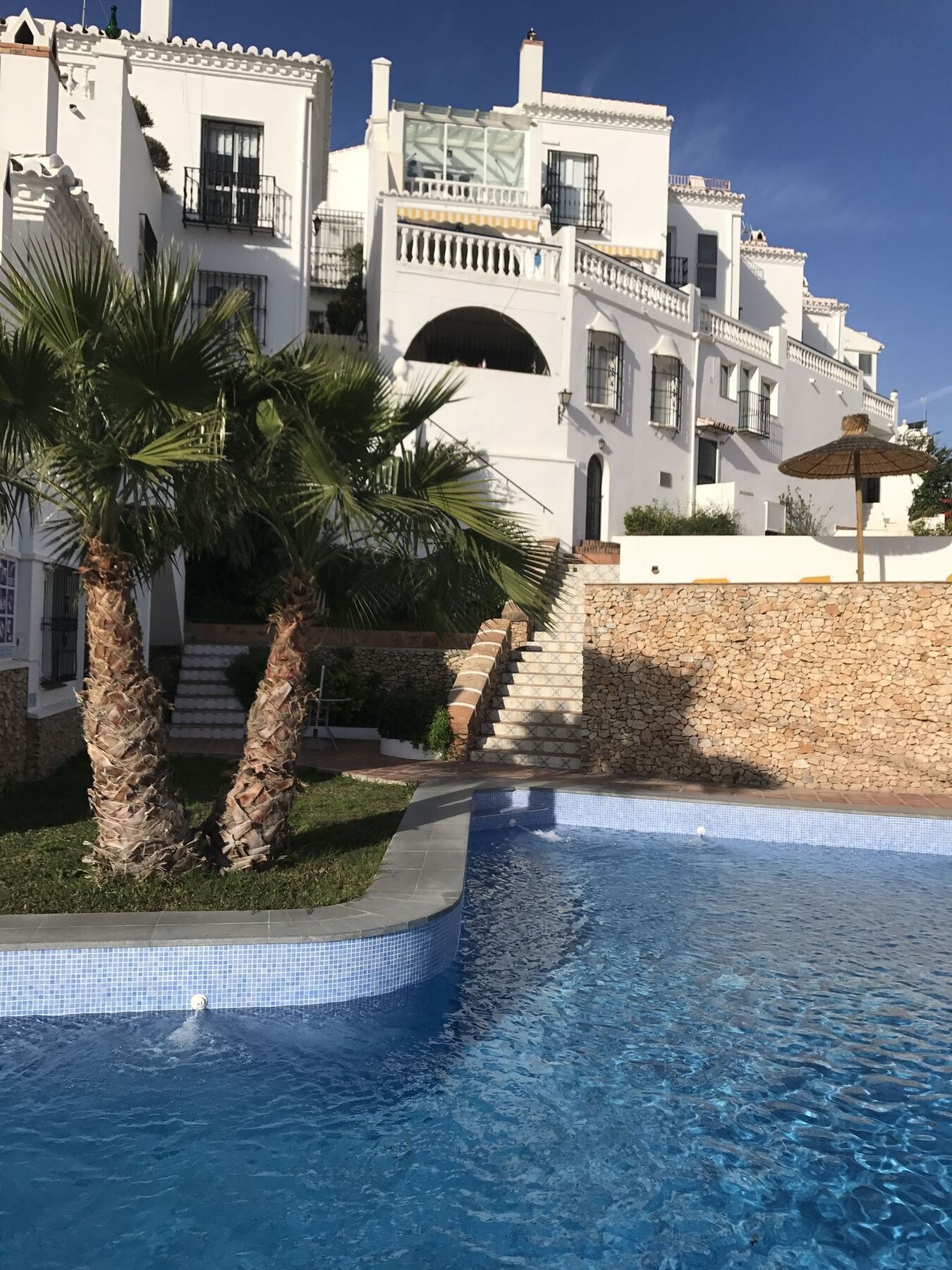 Alamar Burriana Playa Canovas * Nerja