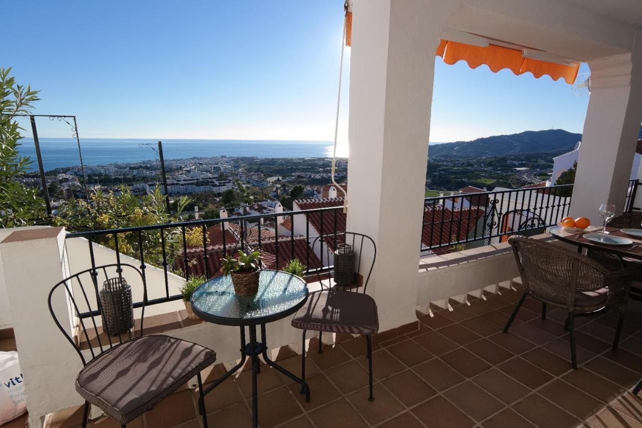 Capuchinos, * Nerja