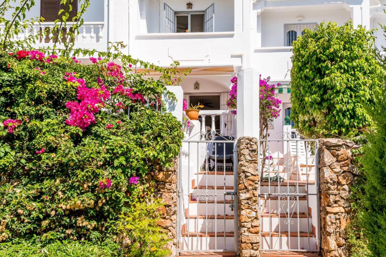 Jardines De Nerja, * Nerja