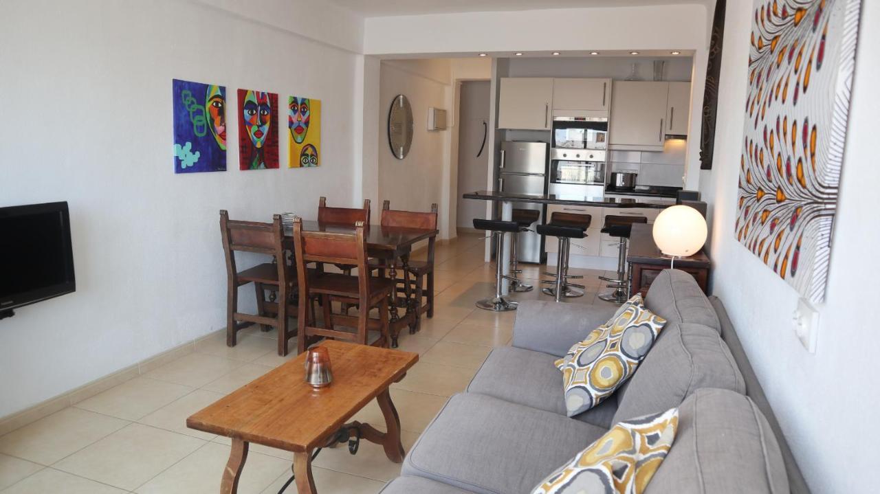 Edf Coronado, * Nerja