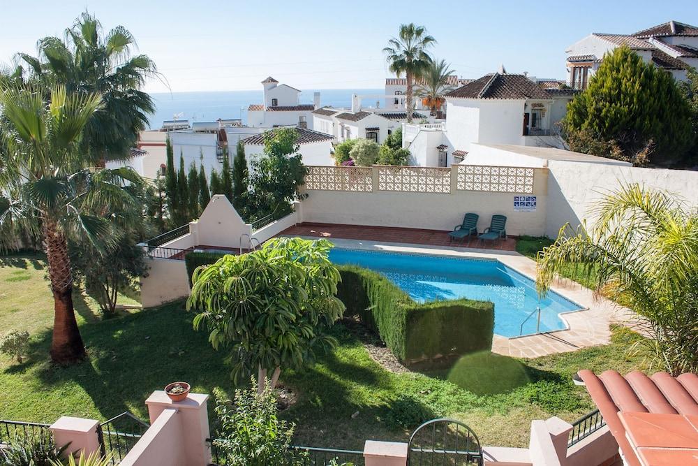 Cipreses House Holiday home *