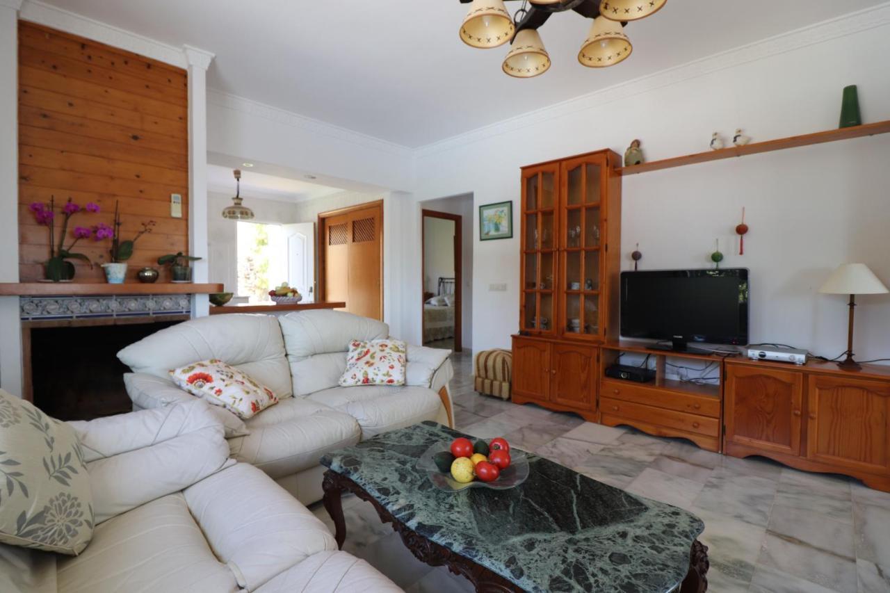 Villa Paloma Romero Spainsunrentals 1163 *