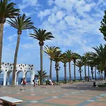 Luxury Penthouse Apartment Nerja Centre