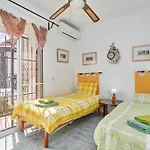 Charming Townhouse In Nueva Nerja