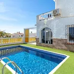 Ferienhaus Mit Privatpool Fuer 5 Personen Ca 100 Qm In Nerja, Andalusien Costa Del Sol
