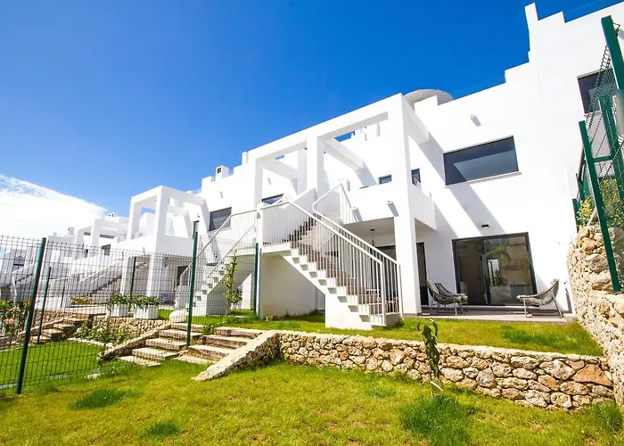 New Family Homes Los Mangos Nerja Canovas