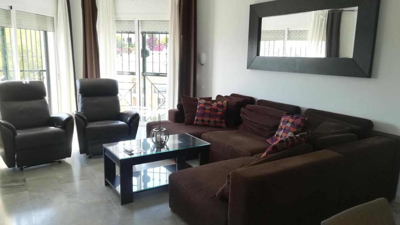 Сasa de vacaciones Burriana Sleeps 8 Private Pool Nerja