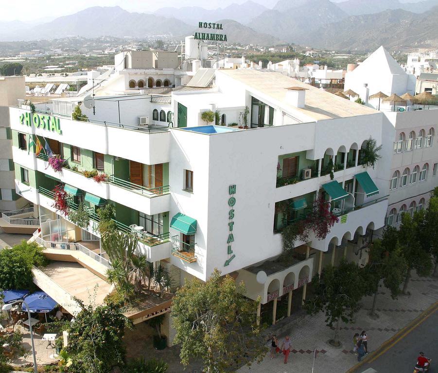 Alhambra - Adults Only 2*