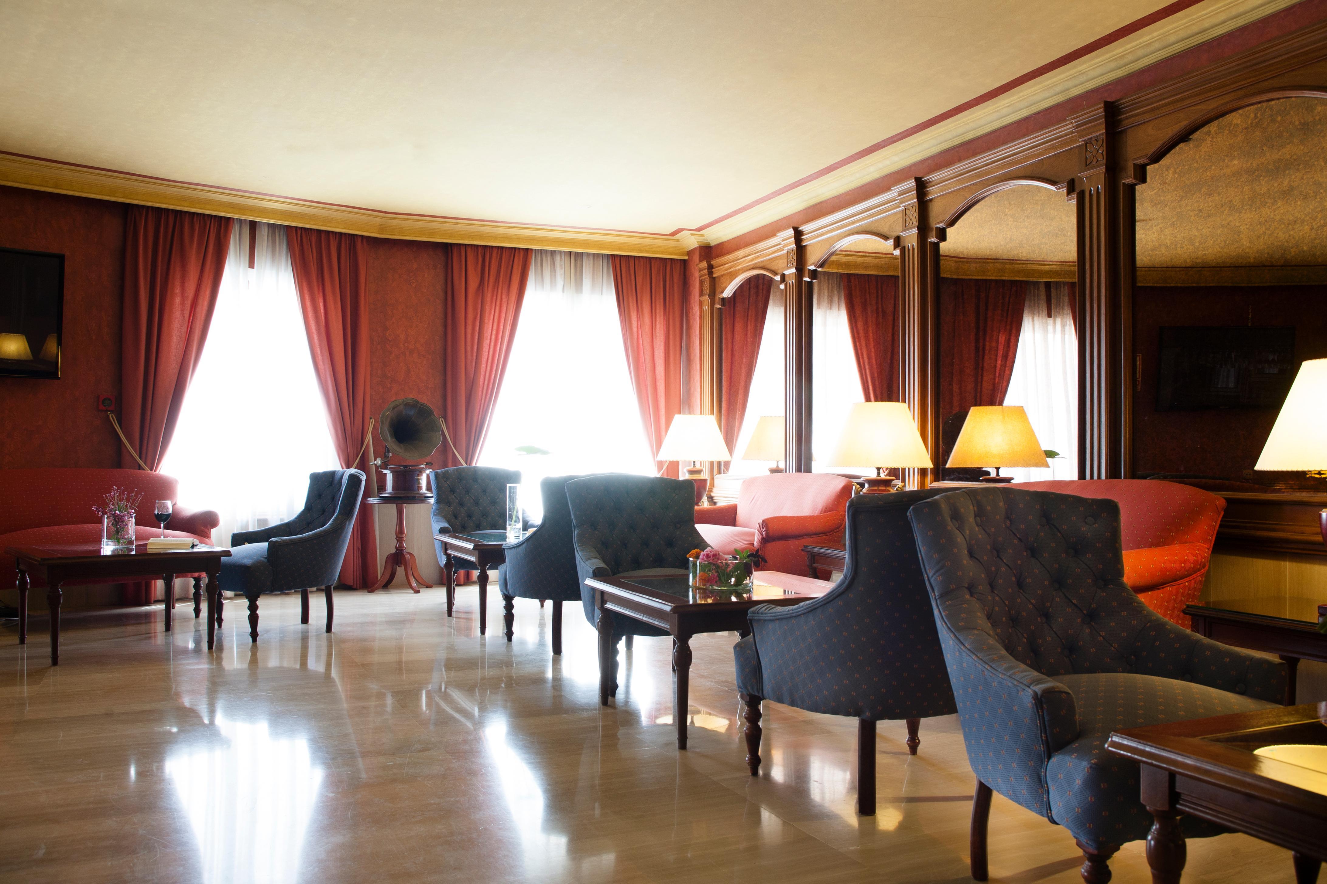 Hotel Plaza Cavana Nerja