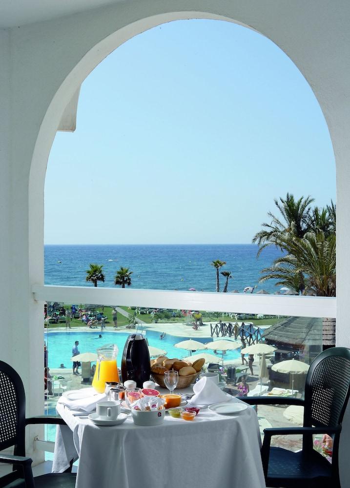 Aparthotel Ona Marinas De