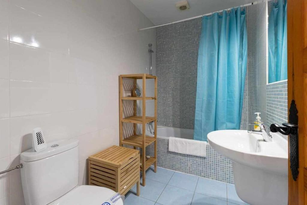 Tropicana Townhouse, 2 Bedroom *