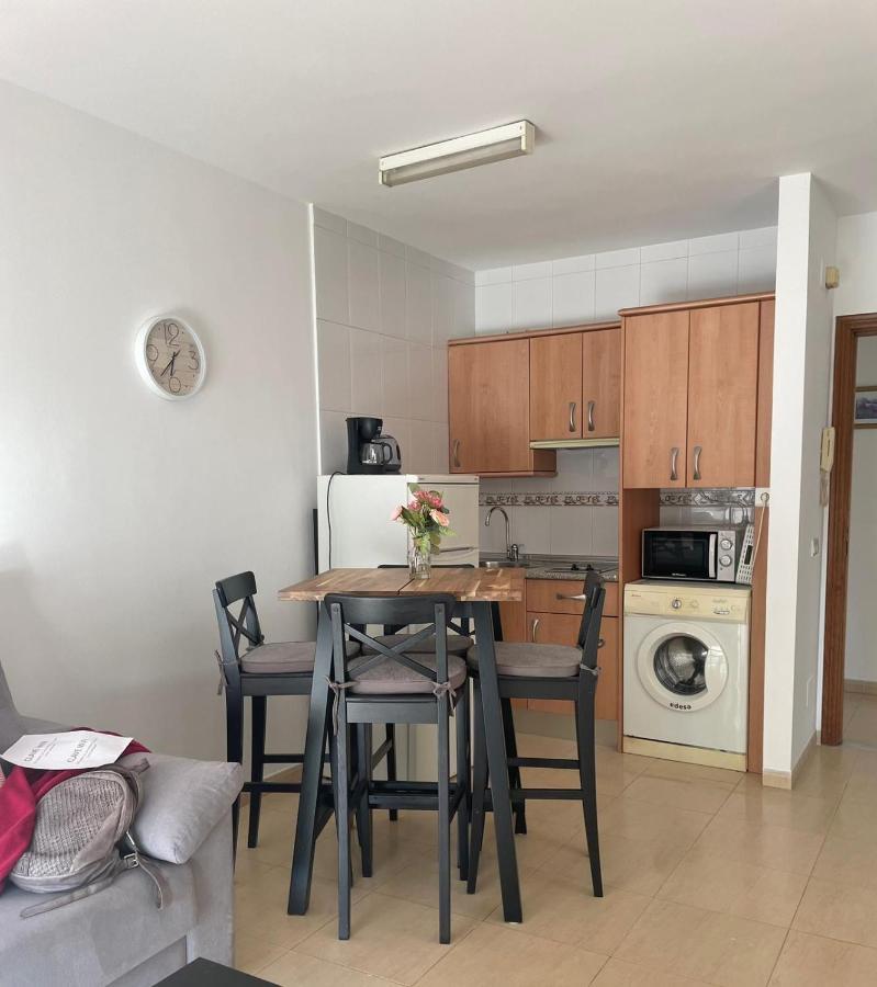 En El Centro De Nerja. Apartment *