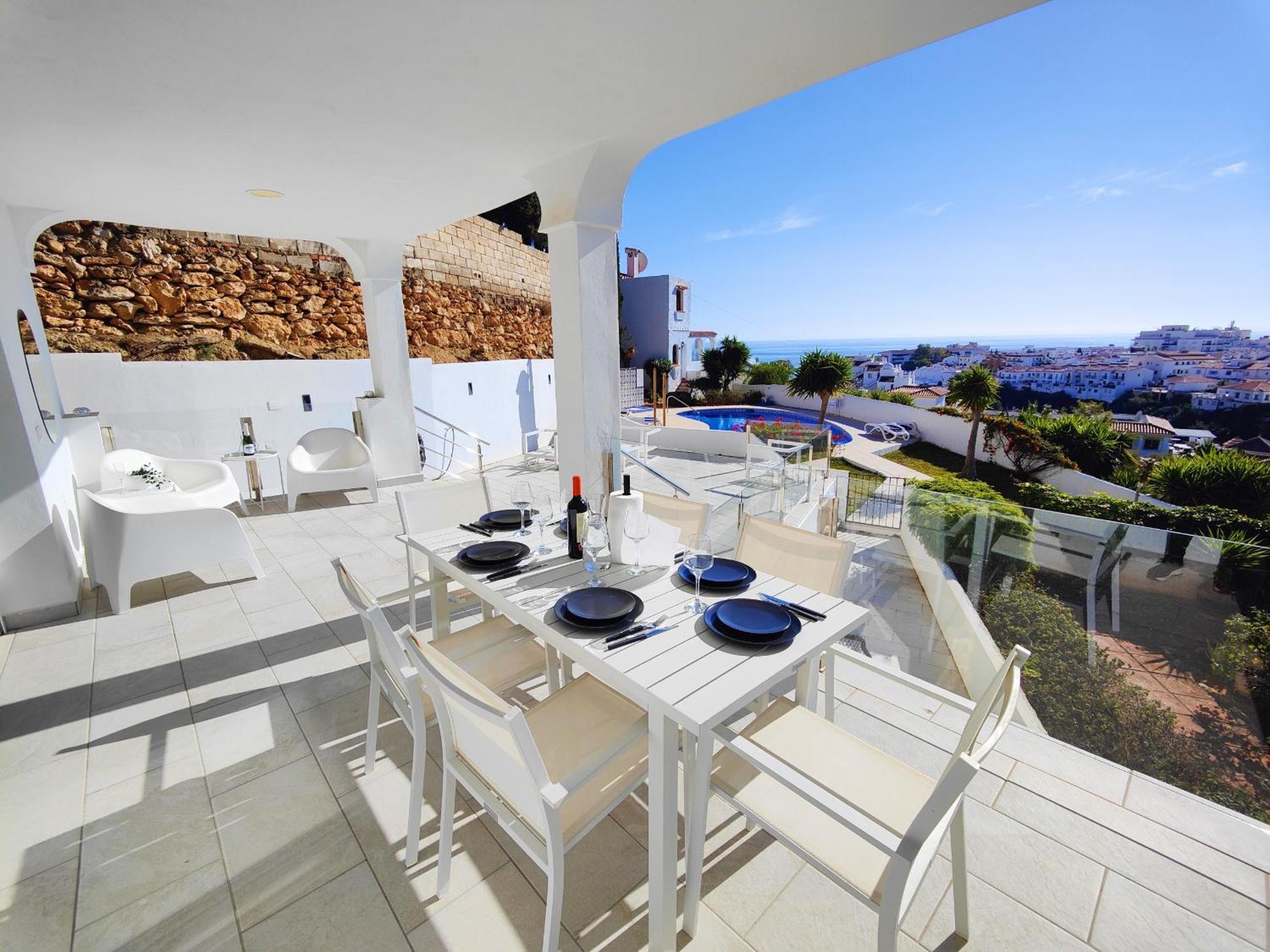 Ap393 - Almendros Nerja
