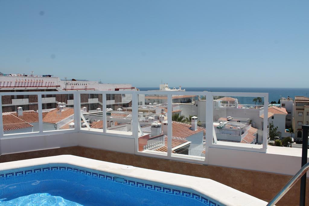 Turisticos Plaza Del Olvido * Nerja