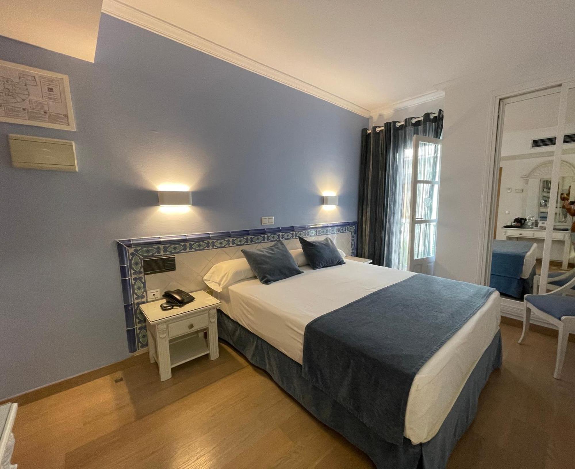 Plaza Cavana Hotel