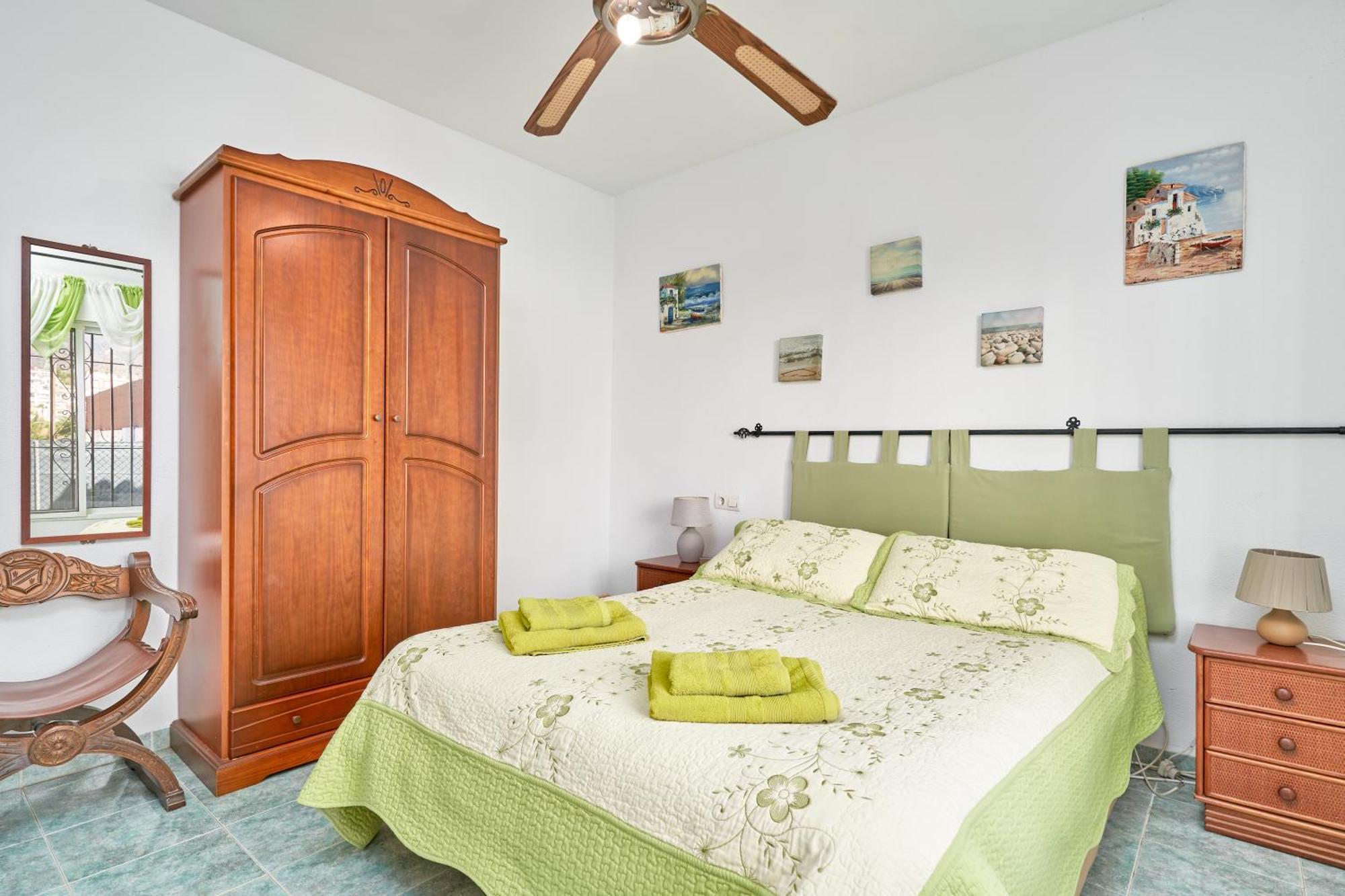 Charming Townhouse In Nueva Сasa de vacaciones