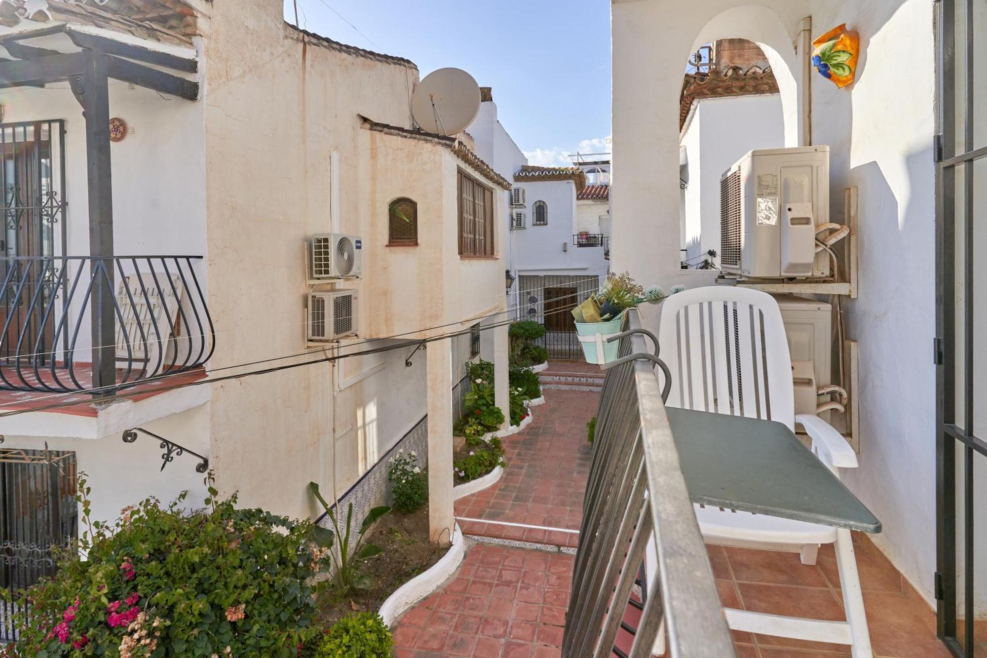Charming Townhouse In Nueva Сasa de vacaciones