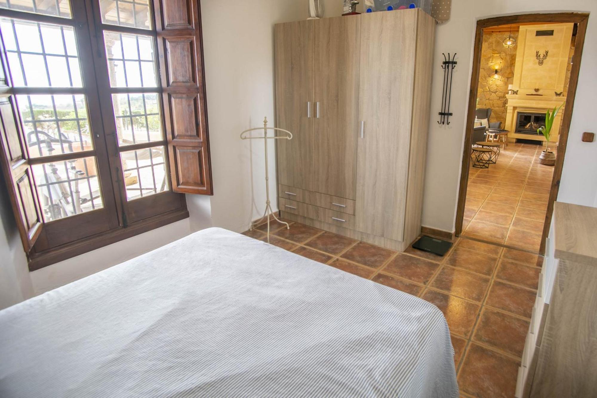 Canovas - Leones Villa Nerja
