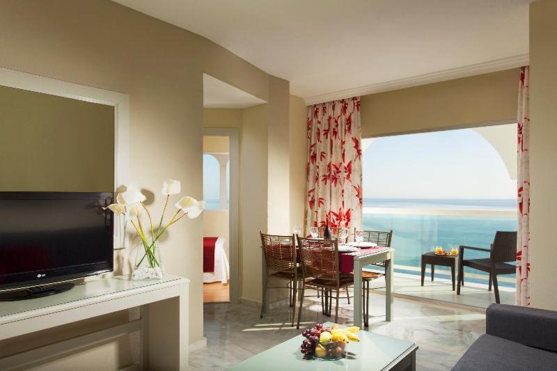 Aparthotel Ona Marinas De 4*