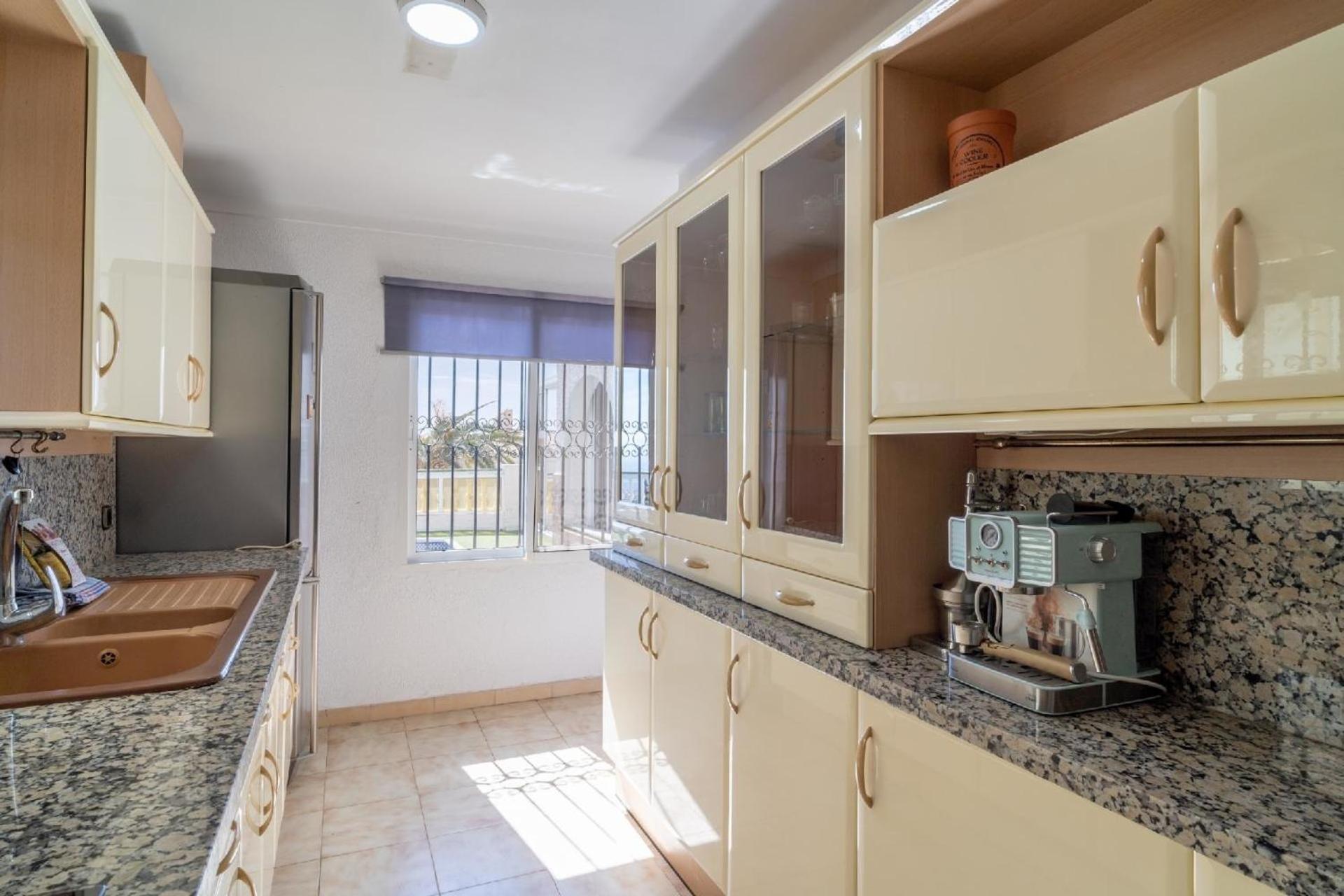 Mit Privatpool Fuer 5 Personen Ca 100 Qm In Nerja, Andalusien Costa Del Sol Сasa de vacaciones Nerja